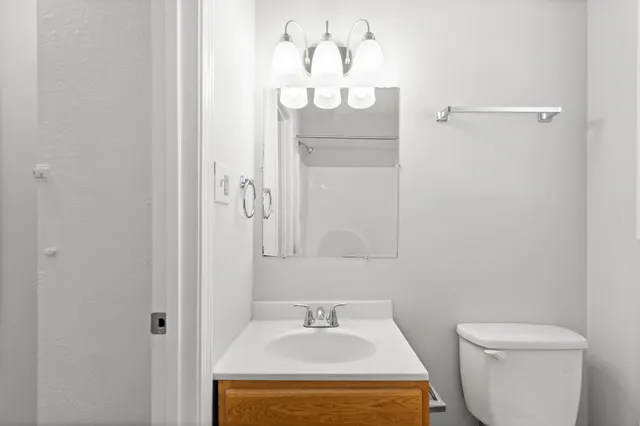 $795 | 928 Woody Hills Drive, Clarksville, TN 37040