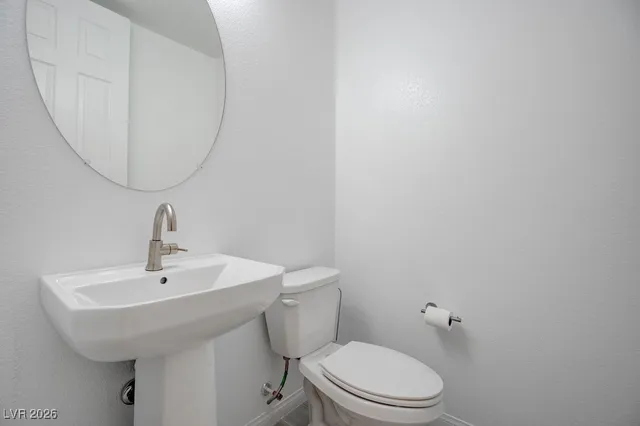 $2,750 | 111 Balsam Leaf Court, Henderson, NV 89011