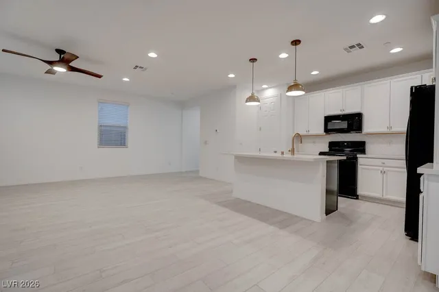 $2,750 | 111 Balsam Leaf Court, Henderson, NV 89011