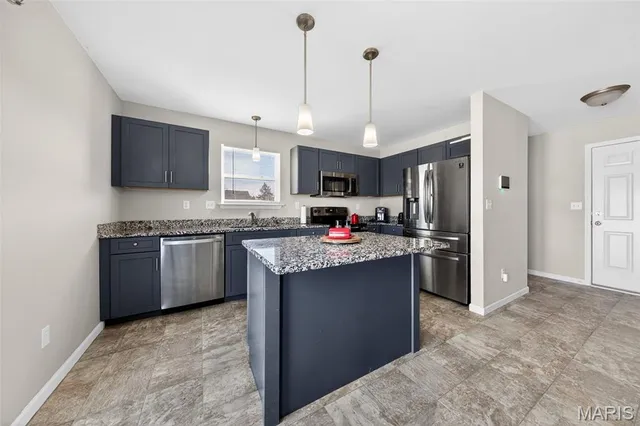 $305,000 | 897 Mohawk Court, Warrenton, MO 63383