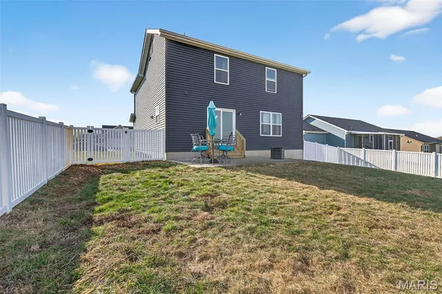 $305,000 | 897 Mohawk Court, Warrenton, MO 63383