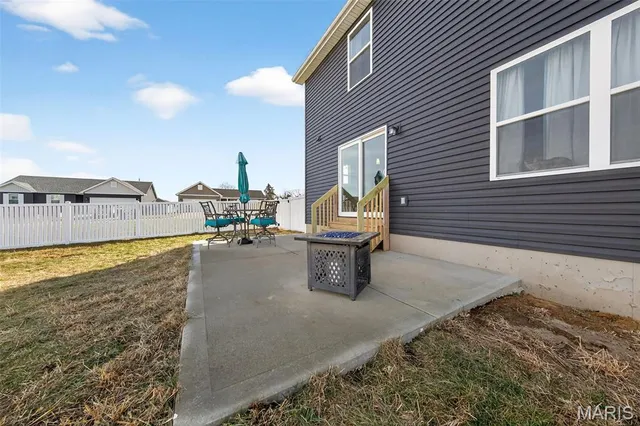 $305,000 | 897 Mohawk Court, Warrenton, MO 63383