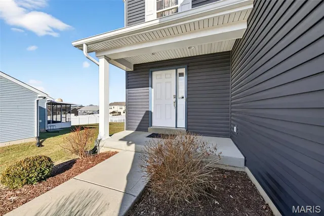 $305,000 | 897 Mohawk Court, Warrenton, MO 63383