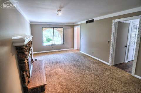 5438 West Ray Road Linden, MI 48451 - Photo 11 of 31 20440820-10.JPG