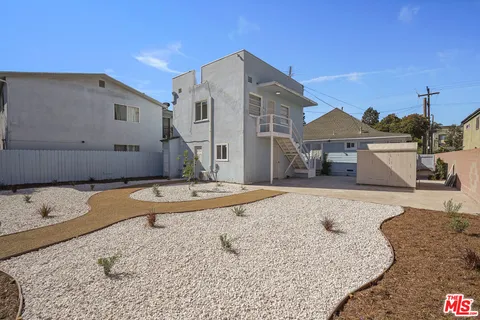 $1,250,000 | 530 Almond Avenue, Long Beach, CA 90802