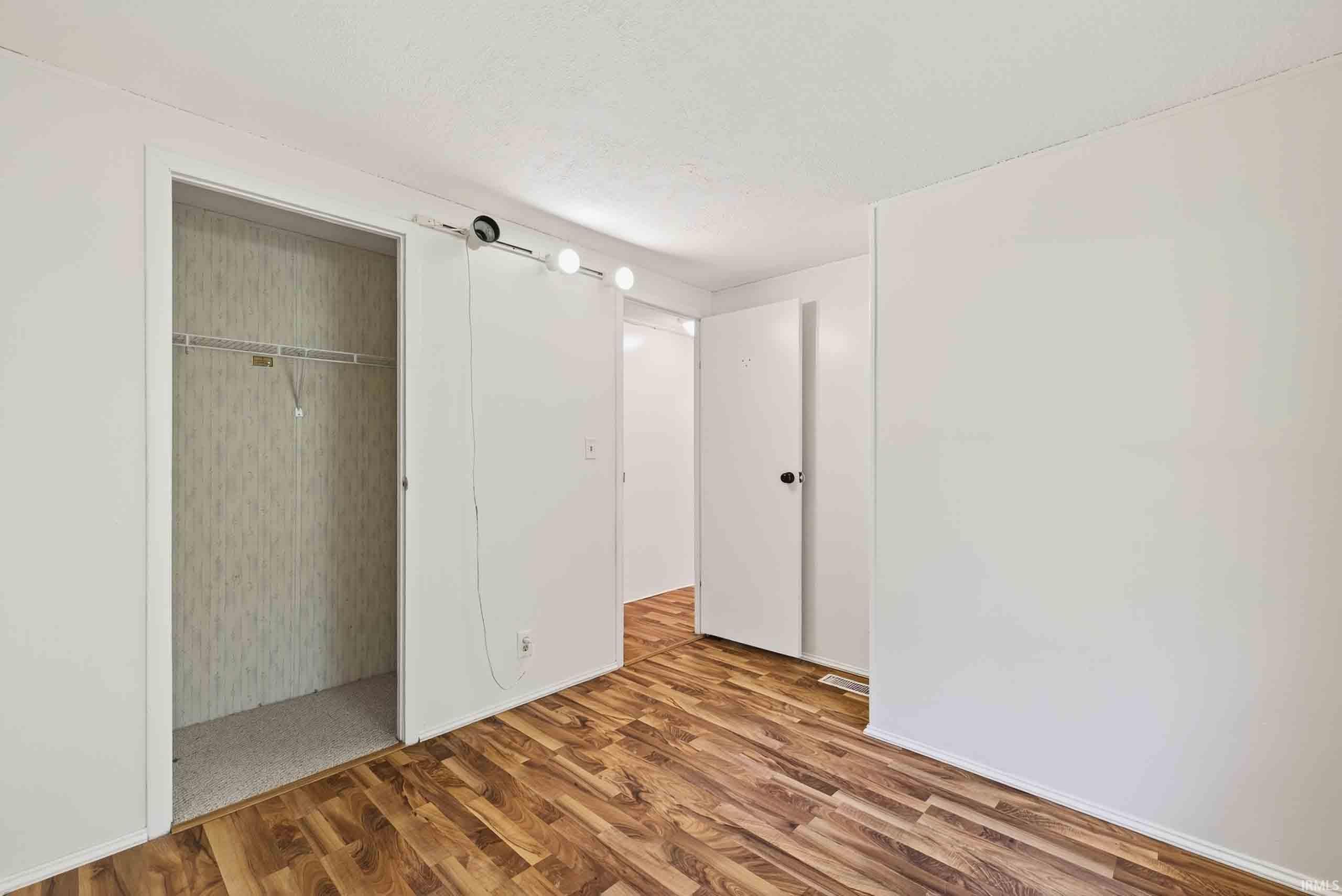 4919 East St Road Bloomfield, IN 47424 - Photo 28 of 36