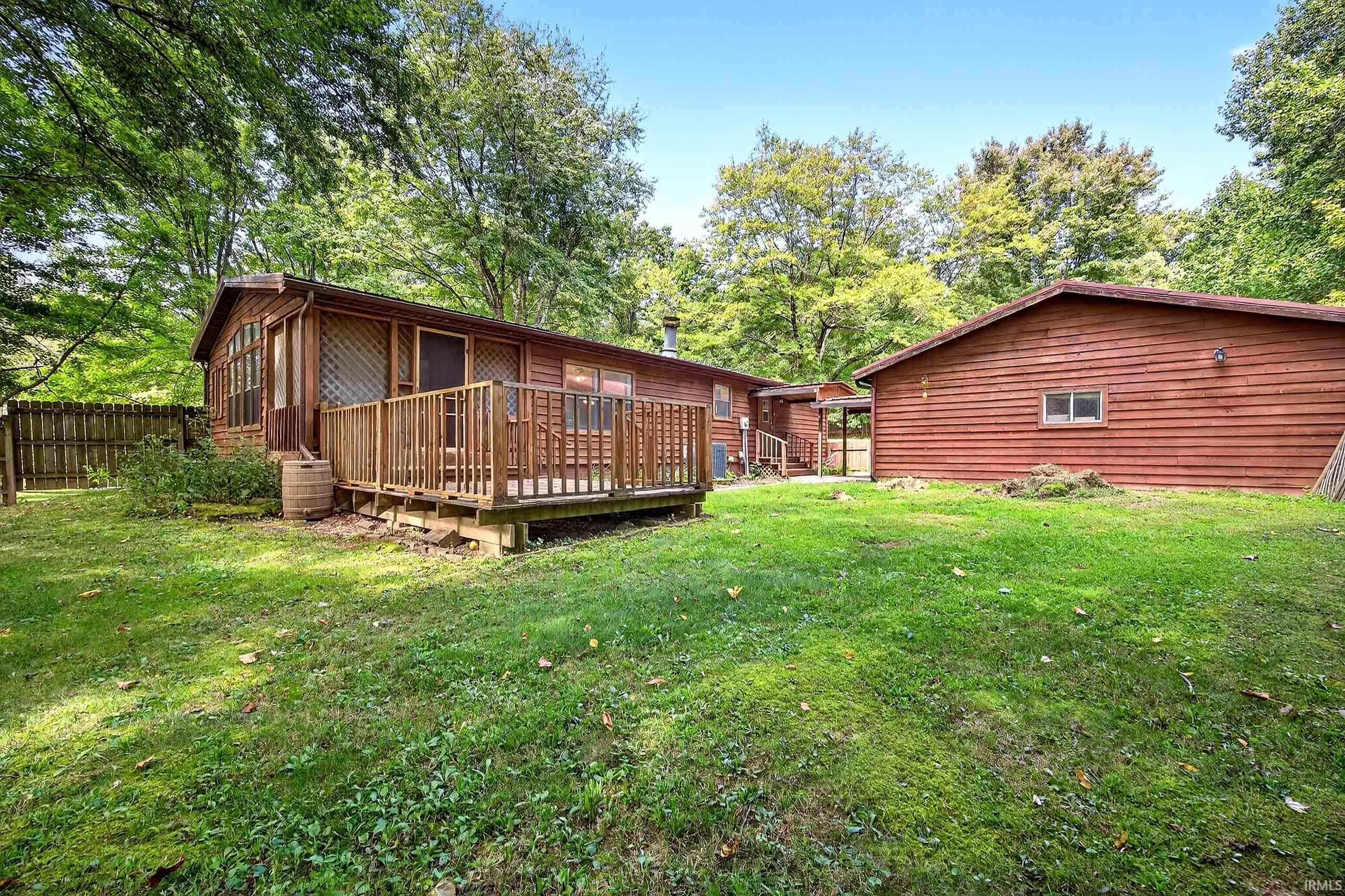 4919 East St Road Bloomfield, IN 47424 - Photo 33 of 36