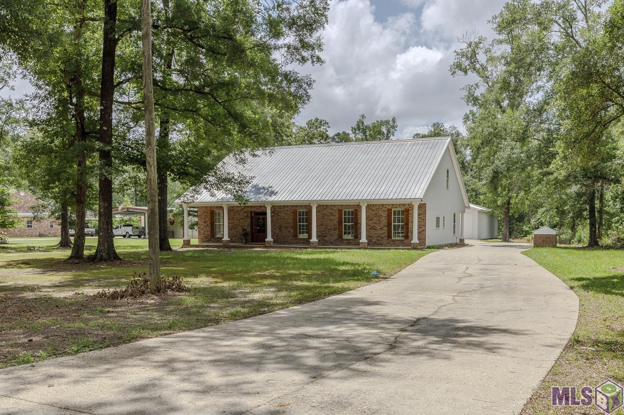 18520 Stoney Point Burch Road Greenwell Springs, LA 70739 - Photo 3 of 32 Gallery Image 3