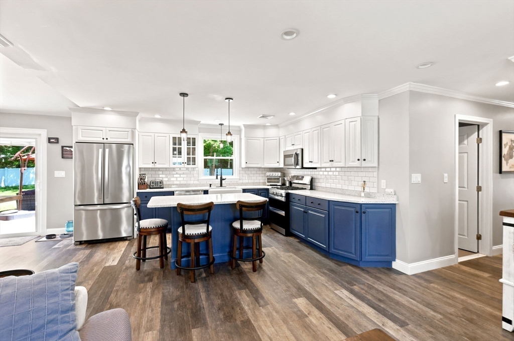 36 Monroe Road Hanover, MA 02339 - Photo 5 of 35