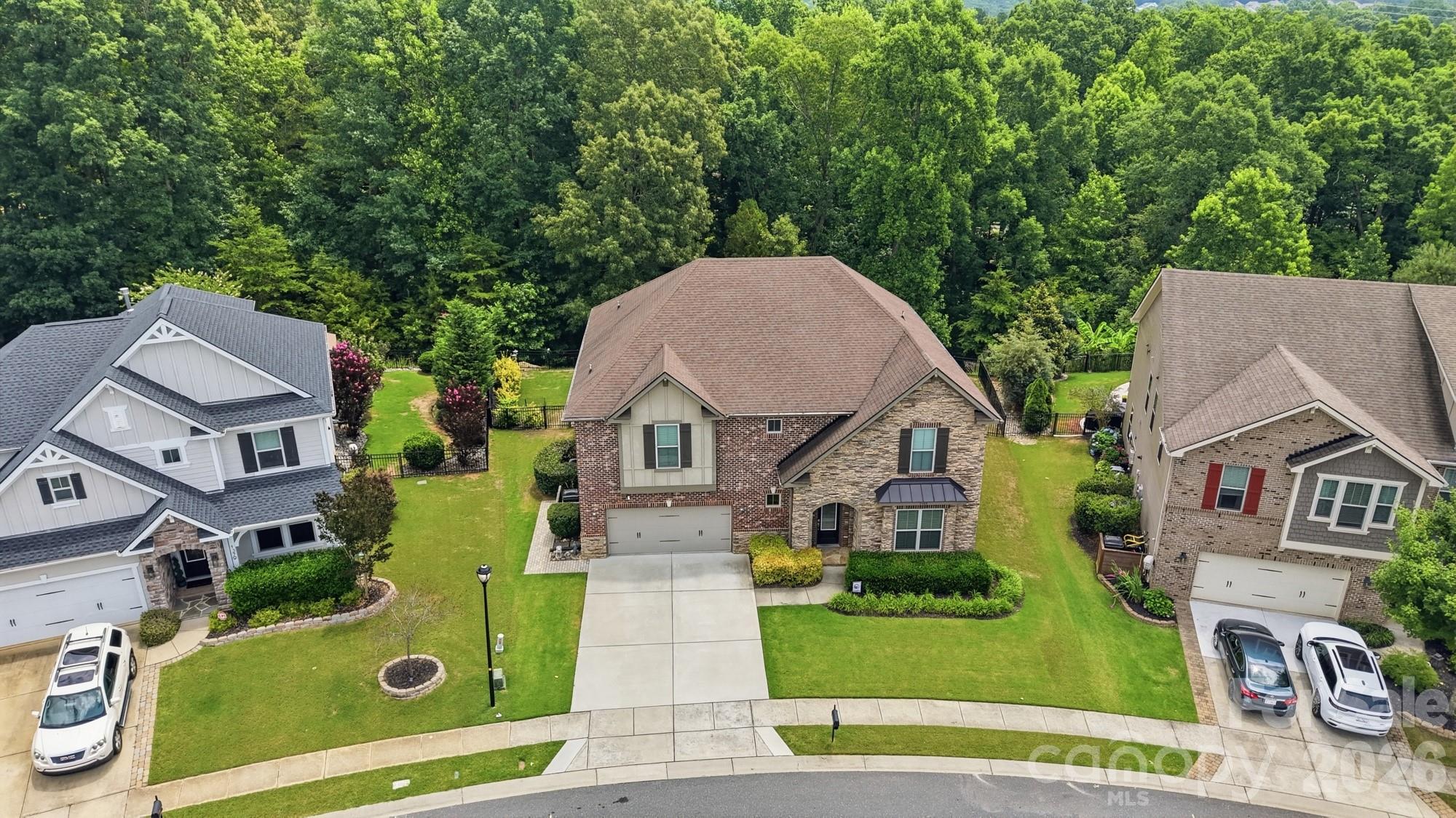 1385 Cilantro Court Tega Cay, SC 29708 - Photo 4 of 38