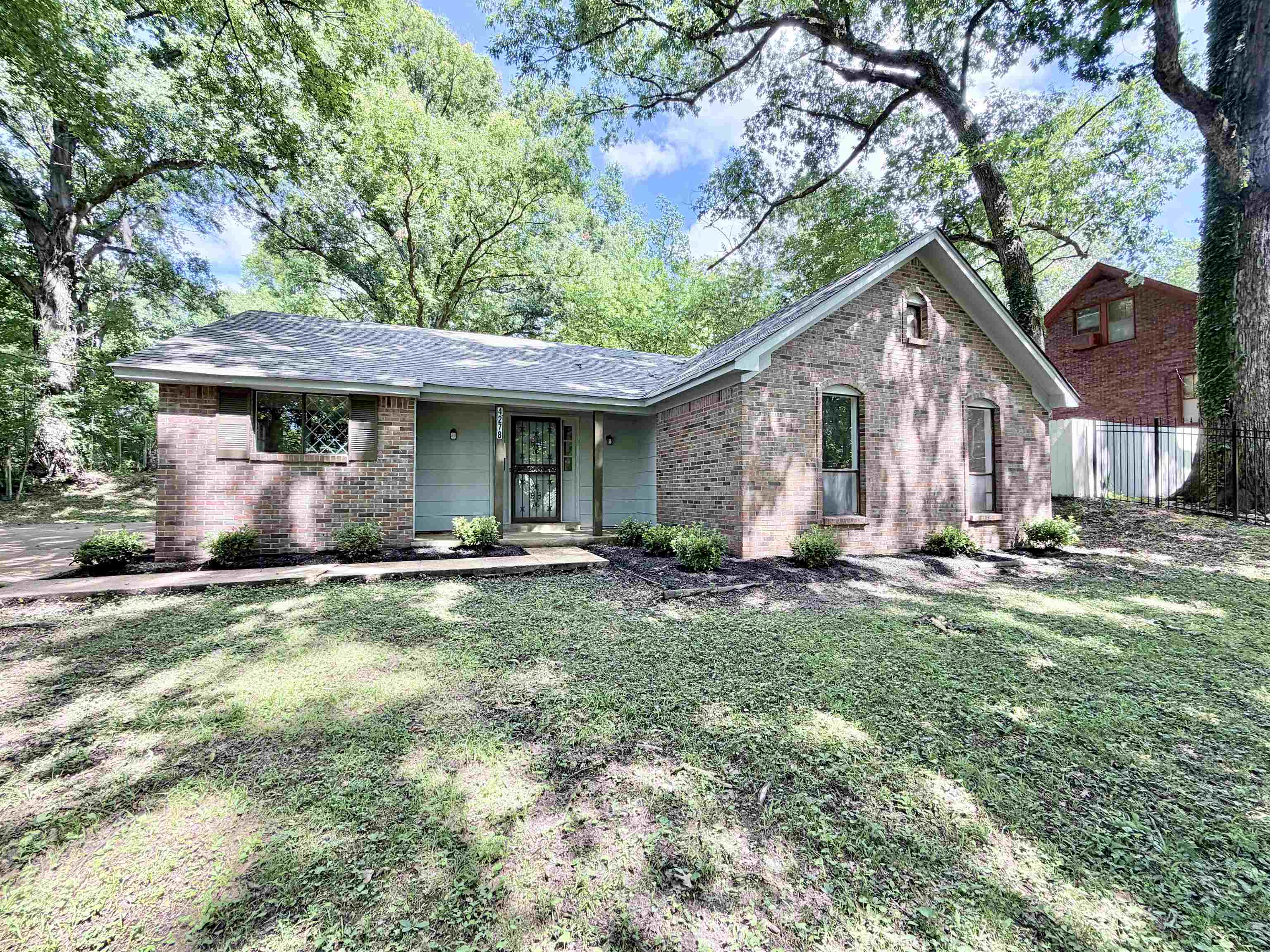 4278 Auburn Road Memphis, TN 38116 - Photo 2 of 28 Front house