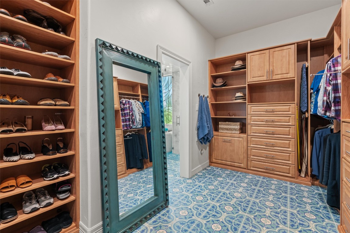 5706 Long Court Austin, TX 78730 - Photo 28 of 40 a view of walk in closet