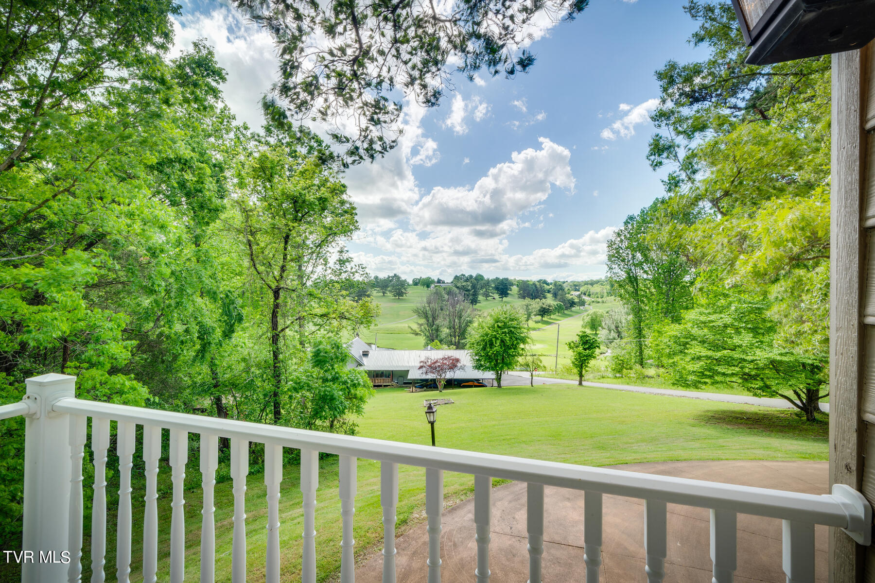 64 Falcon Circle Afton, TN 37616 - Photo 22 of 61 022