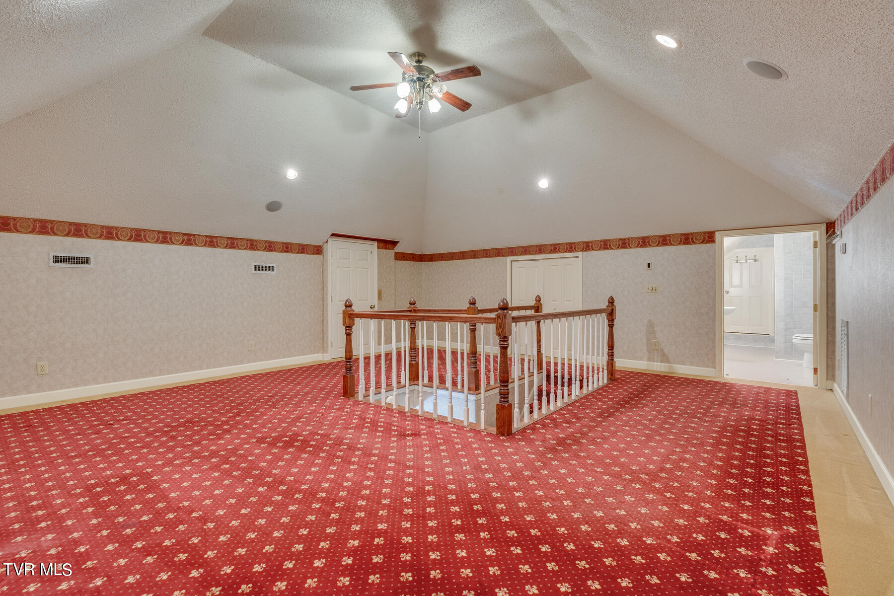 64 Falcon Circle Afton, TN 37616 - Photo 33 of 61 033