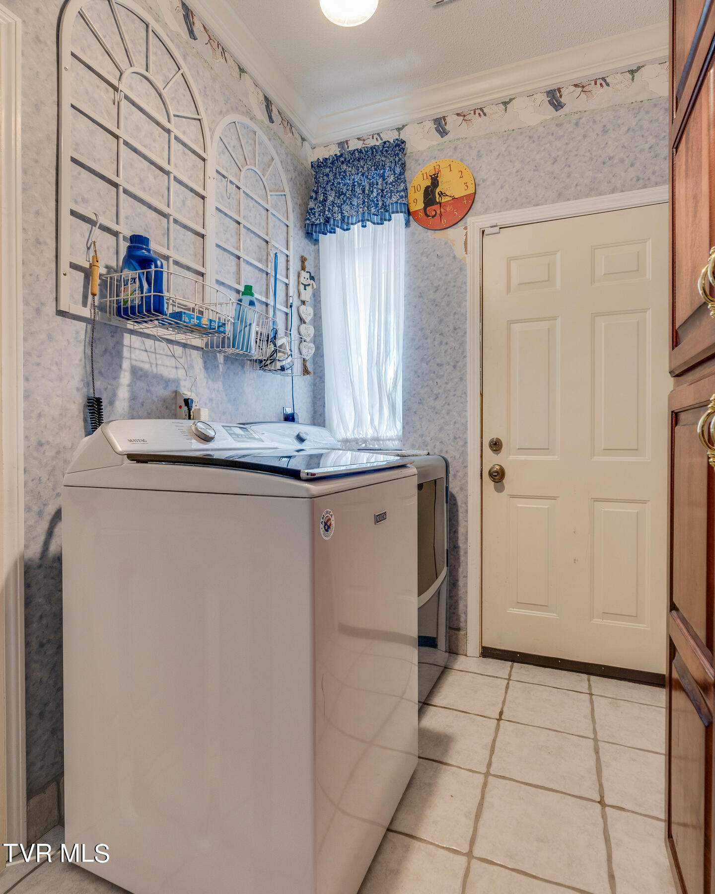 64 Falcon Circle Afton, TN 37616 - Photo 49 of 61 050