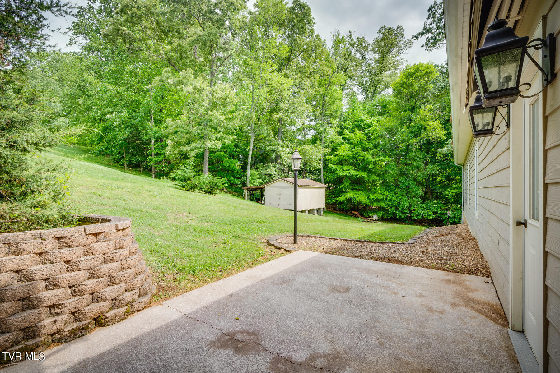 64 Falcon Circle Afton, TN 37616 - Photo 50 of 61 051