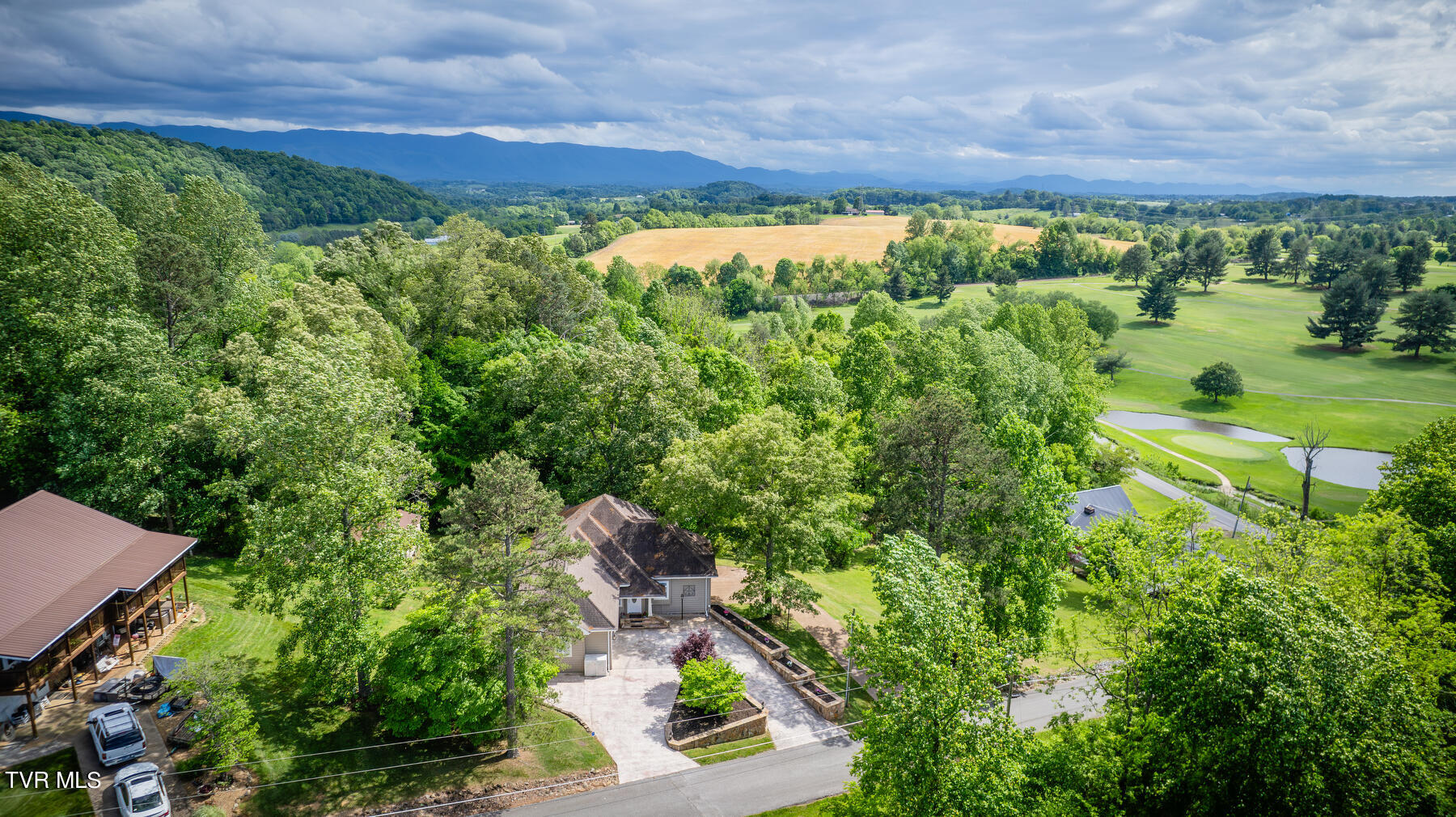 64 Falcon Circle Afton, TN 37616 - Photo 55 of 61 104