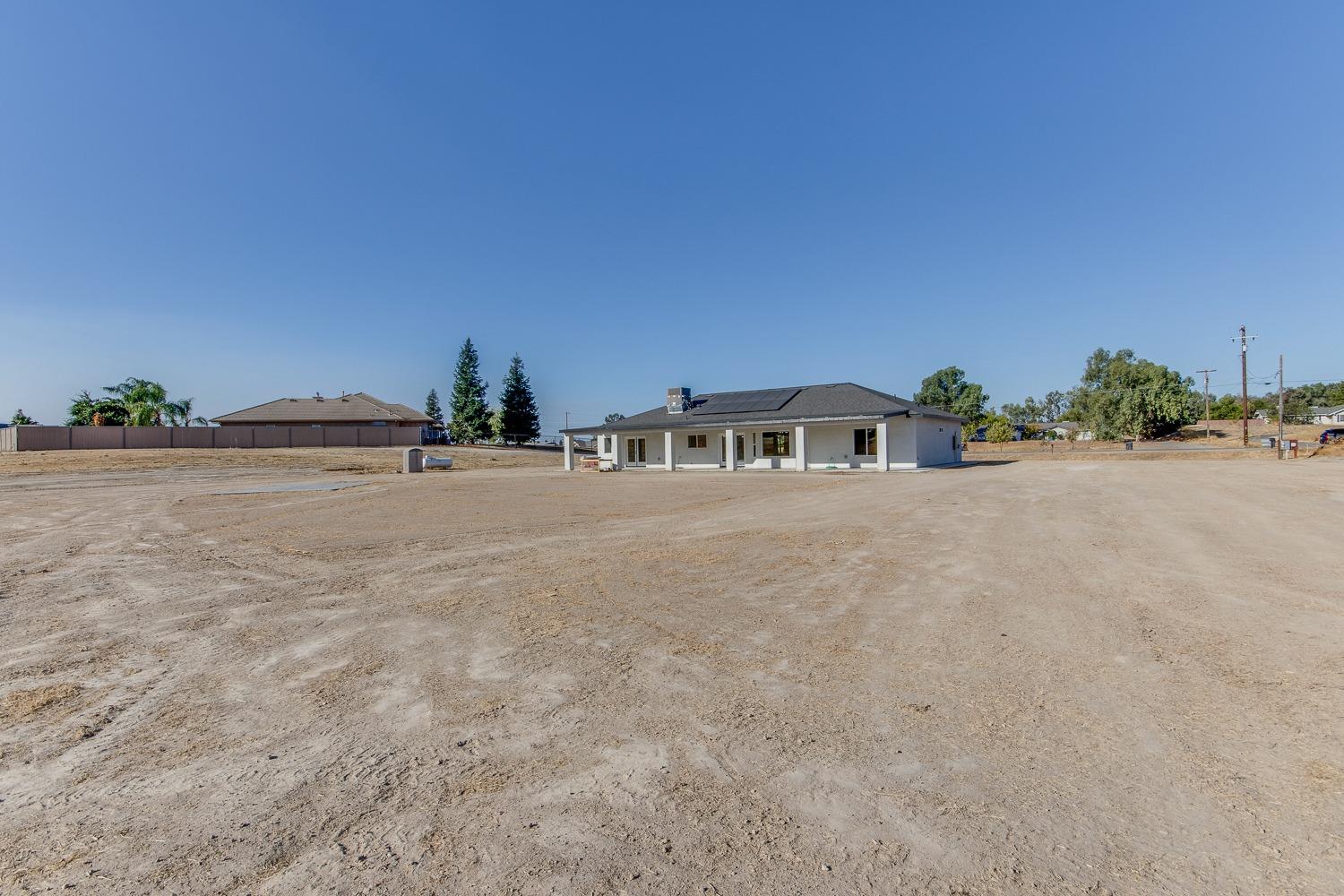 16639 Mark Road Madera, CA 93636 - Photo 30 of 33 a view of ocean and trees