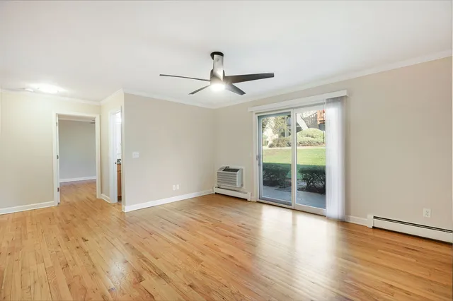 $185,000 | 300 Opatrny Drive, Unit 107, Fox River Grove, IL 60021