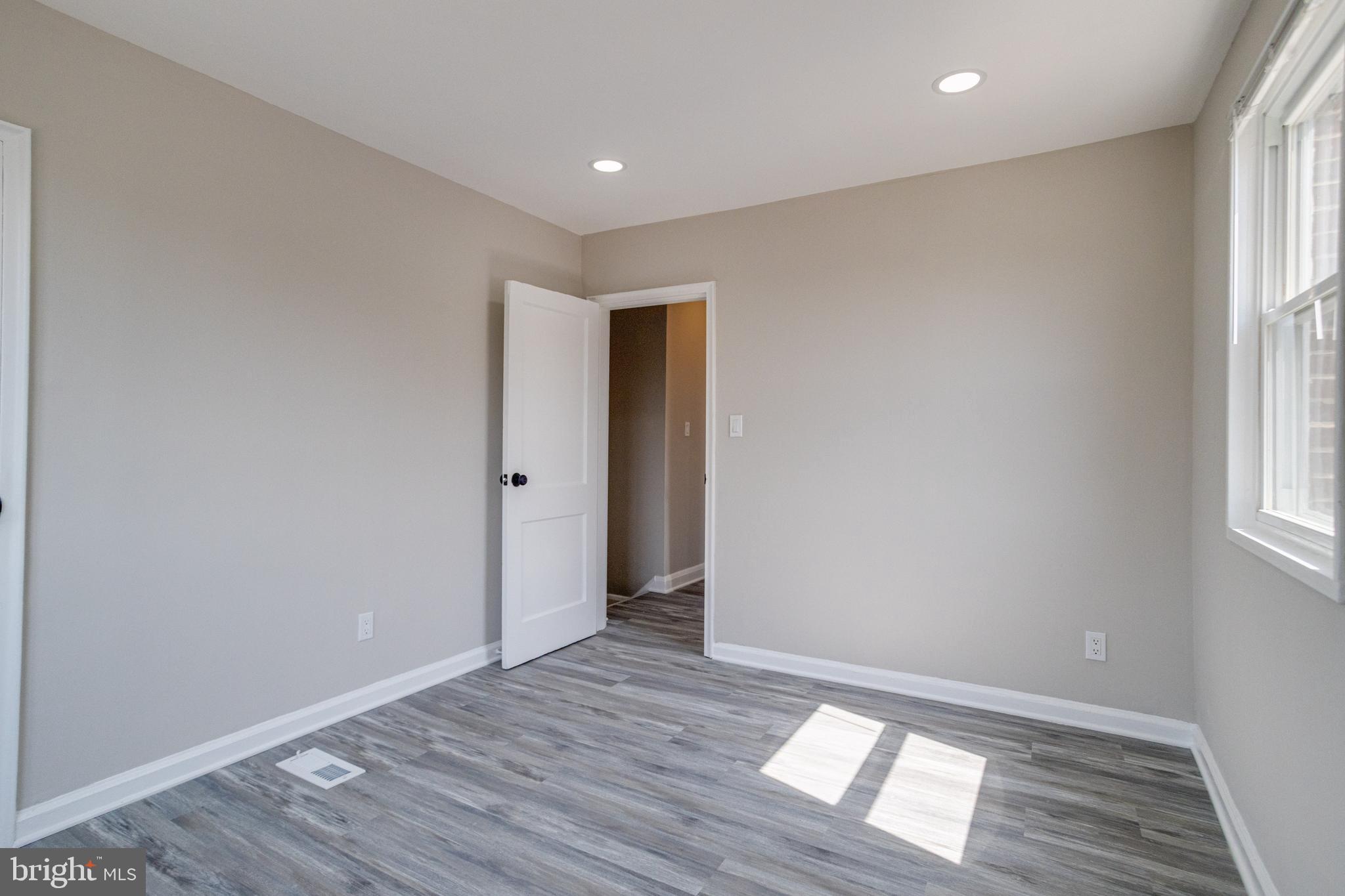 4100 Colborne Road Baltimore, MD 21229 - Photo 23 of 47