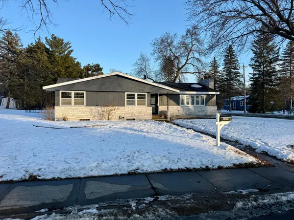 $359,999 | 505 9th Street Southeast, Little Falls, MN 56345