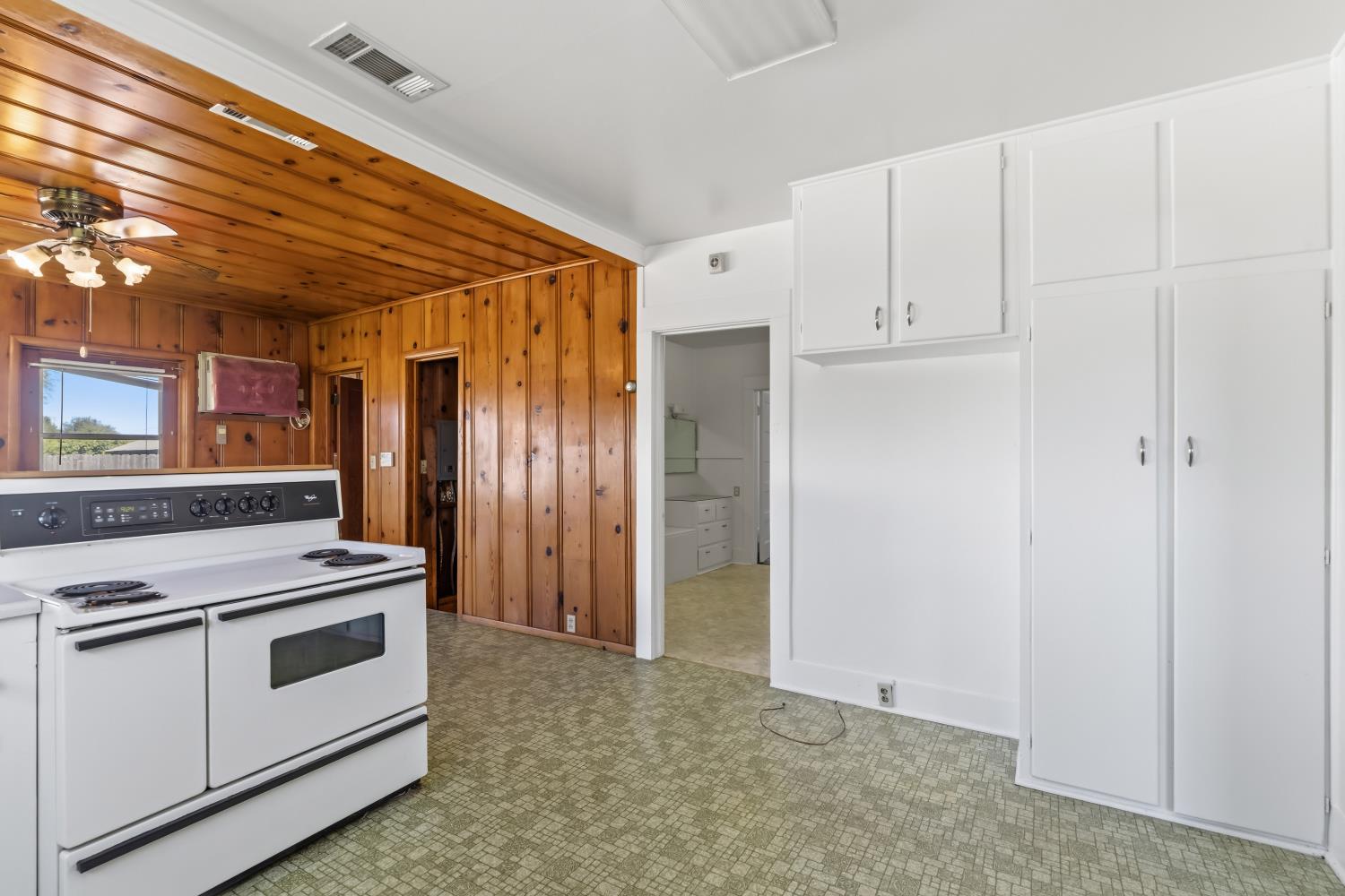 4741 North Gratton Road Denair, CA 95316 - Photo 9 of 39 Gallery Image 9