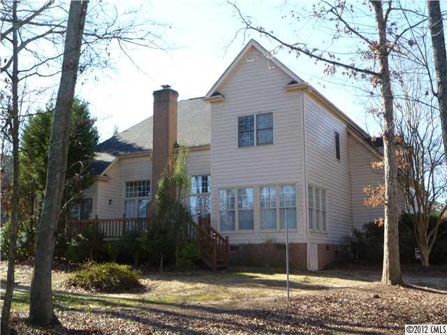 16515 Woolwine Road, Unit 2 Charlotte, NC 28278 - Photo 2 of 16 Gallery Image 2