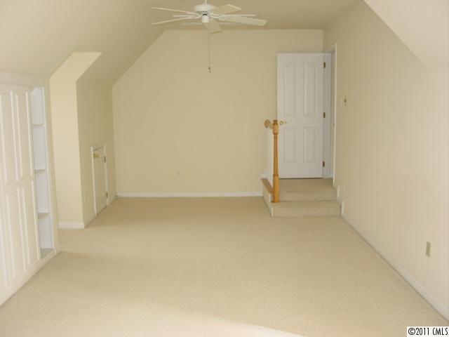 16515 Woolwine Road, Unit 2 Charlotte, NC 28278 - Photo 15 of 16 Gallery Image 15