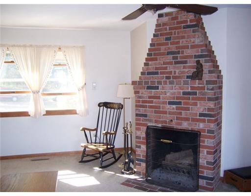 40 Spring Drive Nobleboro, ME 04555 - Photo 13 of 24 Living Room.