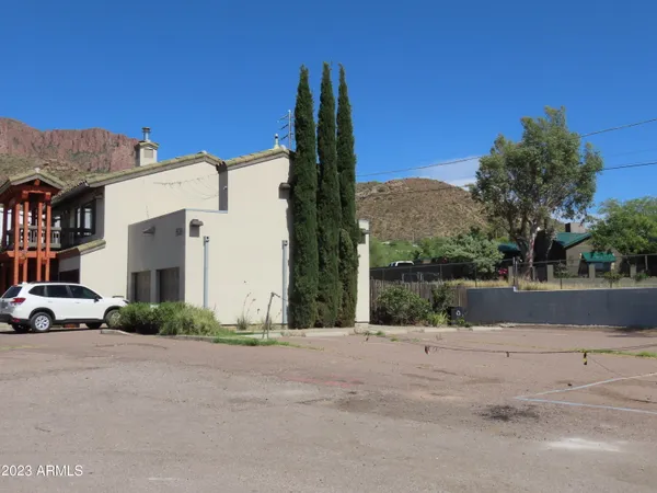 $750,000 | 639 Highway 60, Superior, AZ 85173