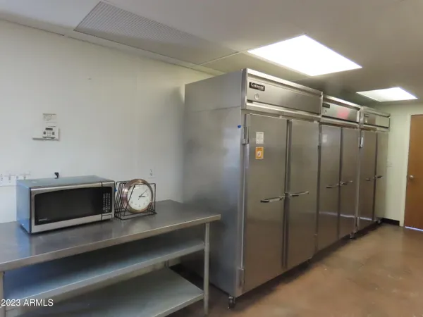 $750,000 | 639 Highway 60, Superior, AZ 85173