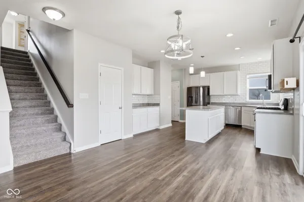$474,000 | 206 Verdant Drive, Cicero, IN 46034