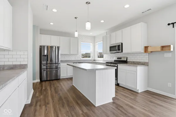 $474,000 | 206 Verdant Drive, Cicero, IN 46034