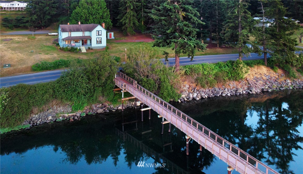 3385 Fisherman Bay Road Lopez Island, WA 98261 - Photo 3 of 19 Gallery Image 3