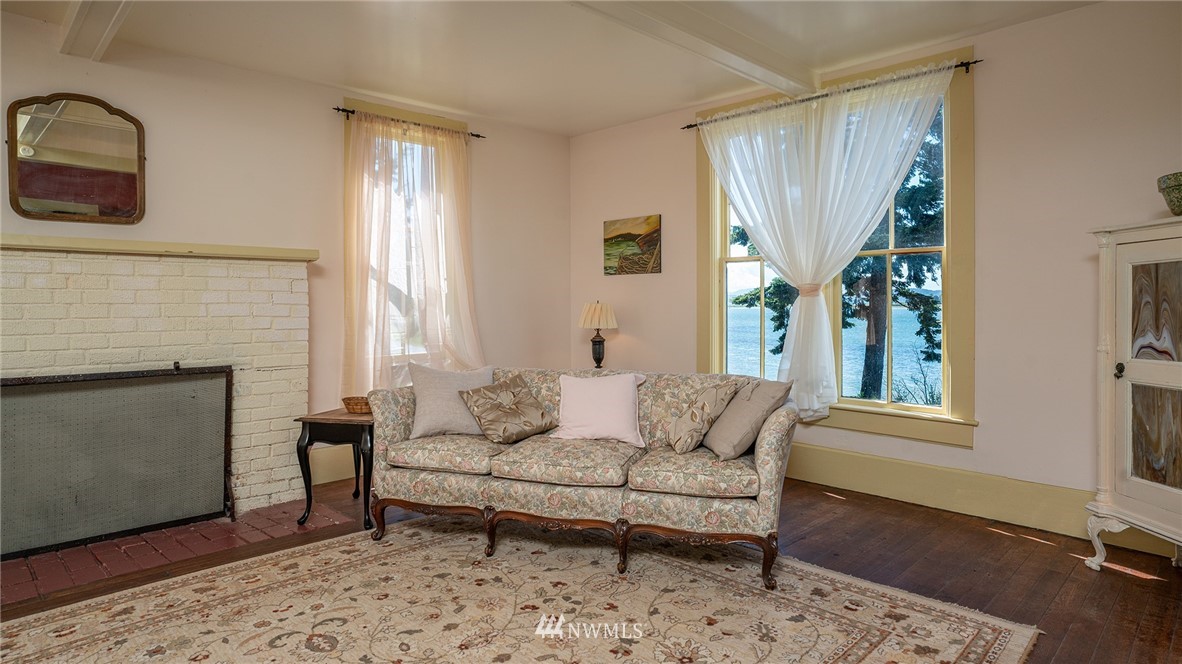 3385 Fisherman Bay Road Lopez Island, WA 98261 - Photo 4 of 19 Gallery Image 4