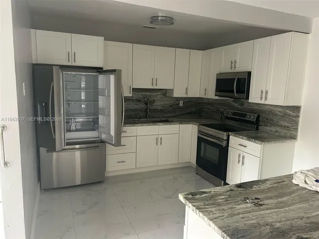 $689,000 | 3770 Northwest 197th Street, Miami Gardens, FL 33055