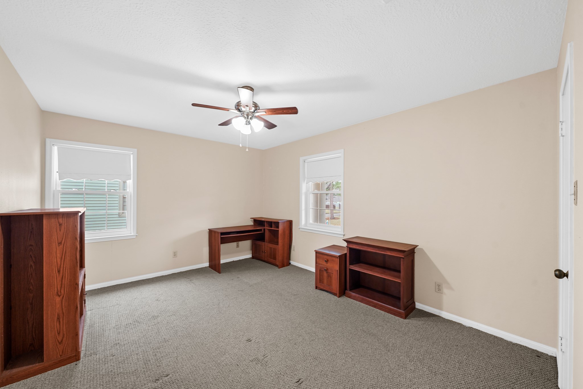1706 Durfey Lane Katy, TX 77449 - Photo 28 of 29 a view of room with furniture and ceiling fan