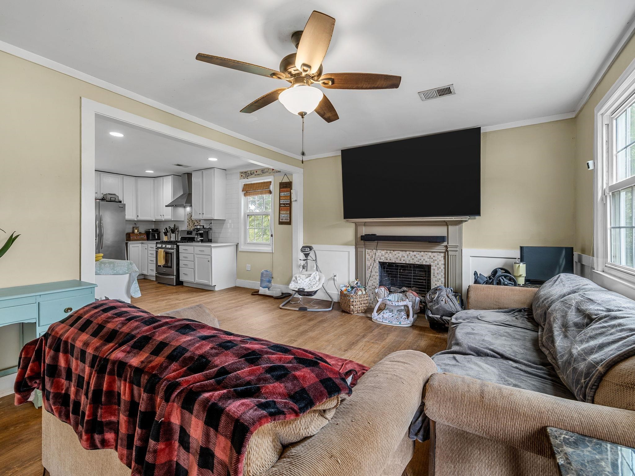 722 Syphrit Road Wellford, SC 29385 - Photo 13 of 30