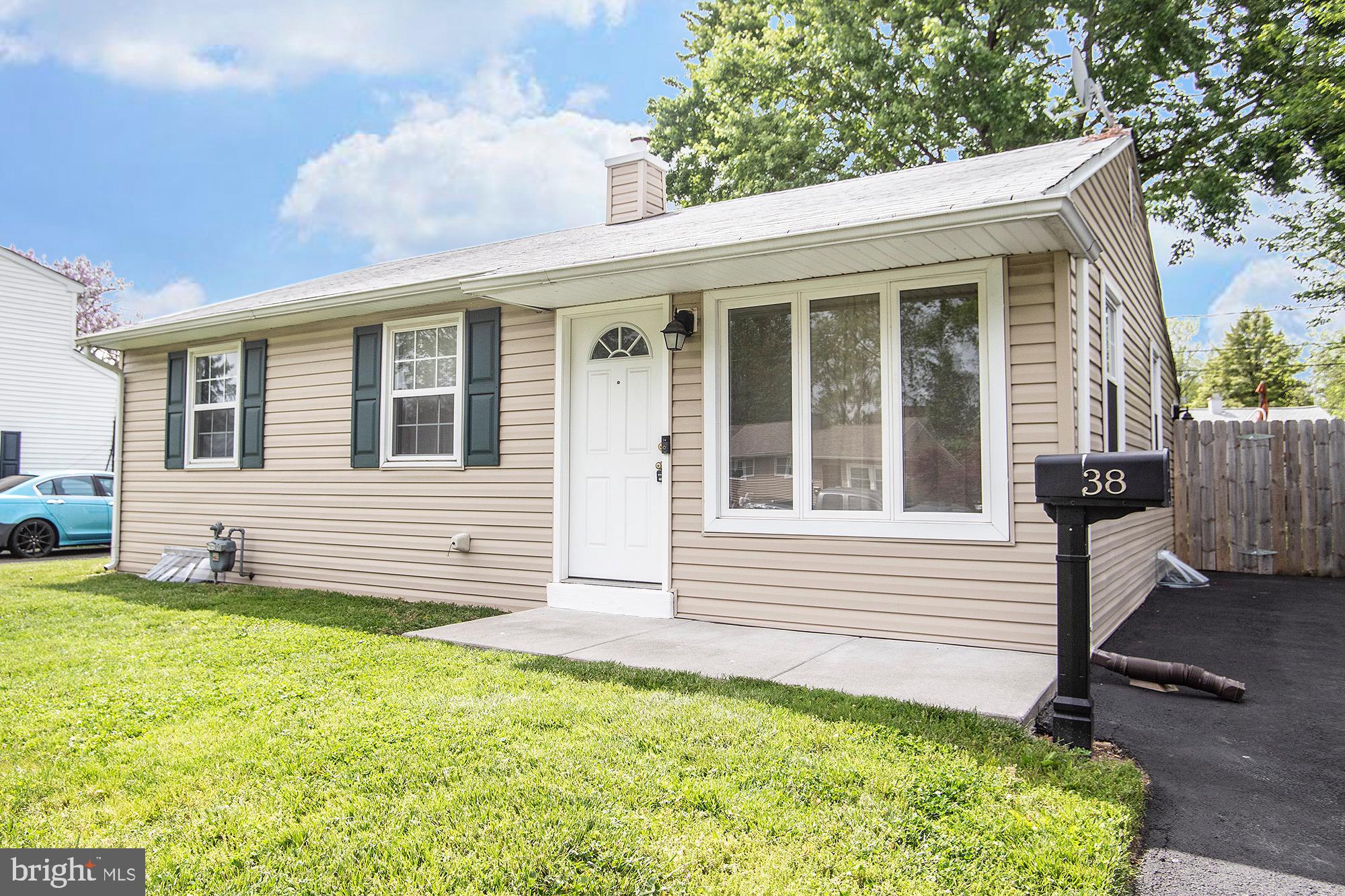 38 Roxeter Road New Castle, DE 19720 - Photo 1 of 11 Gallery Image 1