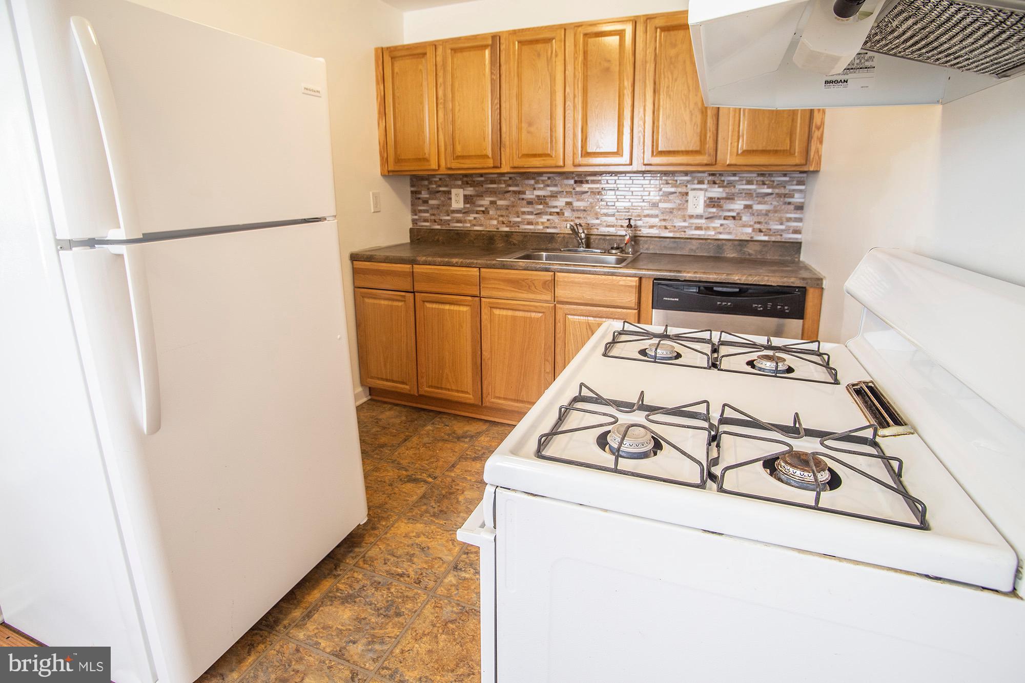 38 Roxeter Road New Castle, DE 19720 - Photo 4 of 11 Gallery Image 4