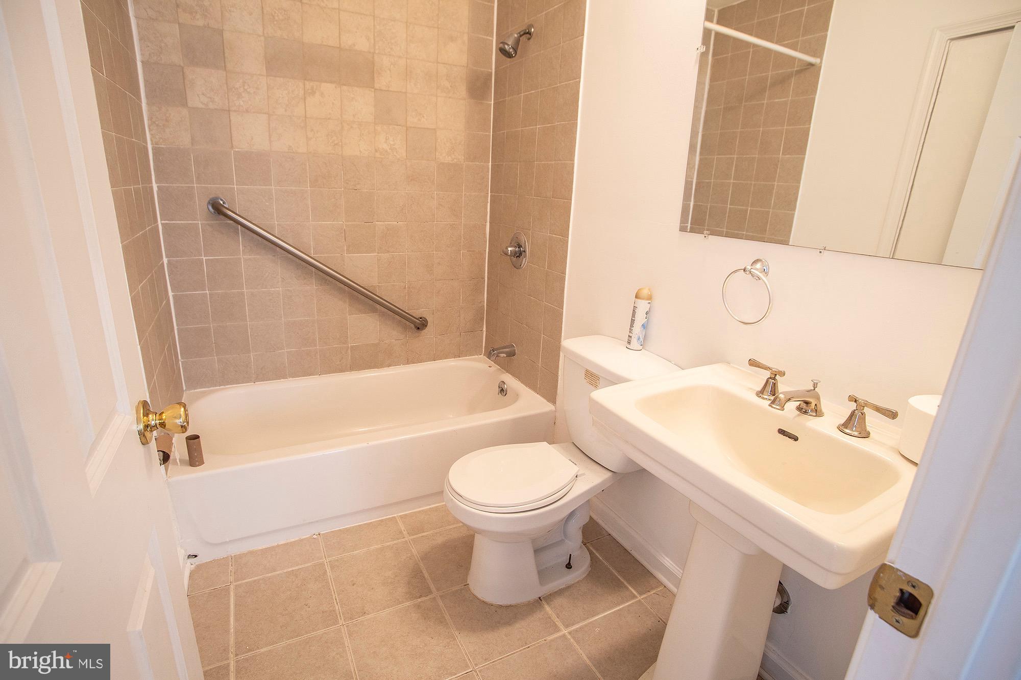 38 Roxeter Road New Castle, DE 19720 - Photo 8 of 11 Gallery Image 8