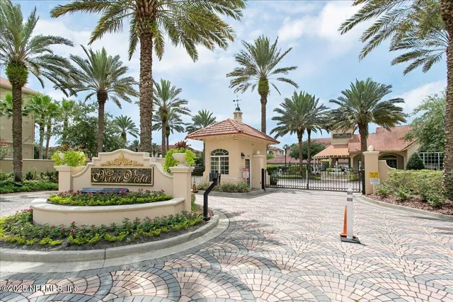 $675,900 | 13846 Atlantic Boulevard, Unit 911, Jacksonville, FL 32225