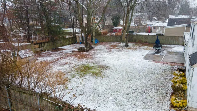 $589,999 | 382 Jamaica Avenue, Medford, NY 11763