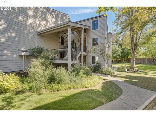 $285,000 | 11656 Southwest Boones Bend Drive, Unit 11656, Beaverton, OR 97008