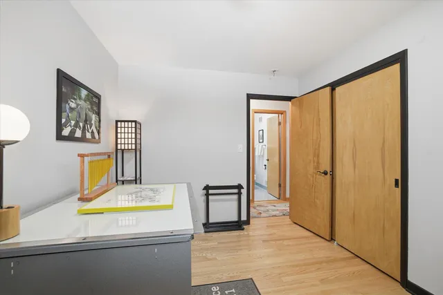 $479,900 | 8965 North Navajo Road, Bayside, WI 53217