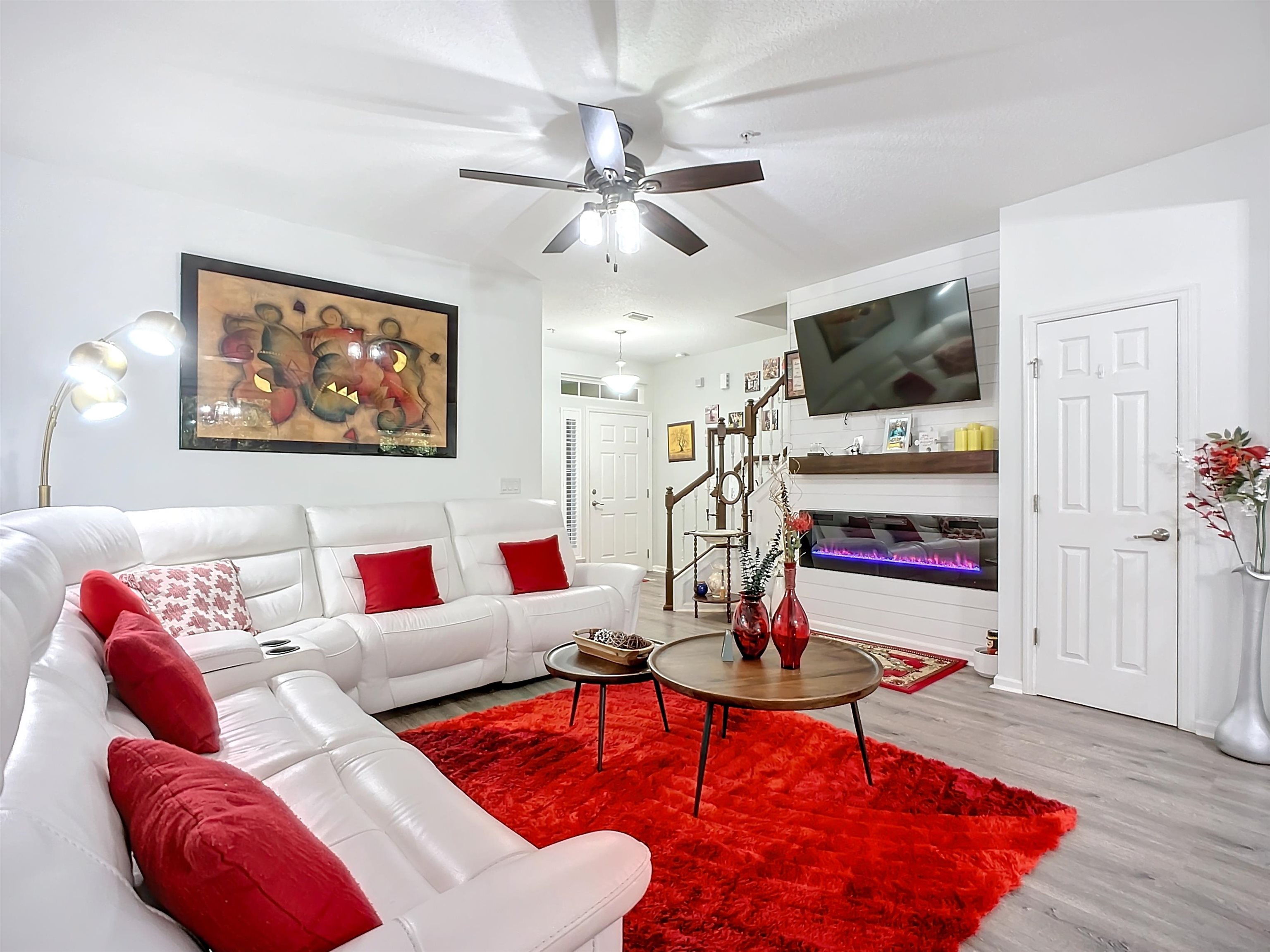 193 Paradas Place St. Augustine, FL 32092 - Photo 14 of 44 a living room with furniture and a flat screen tv