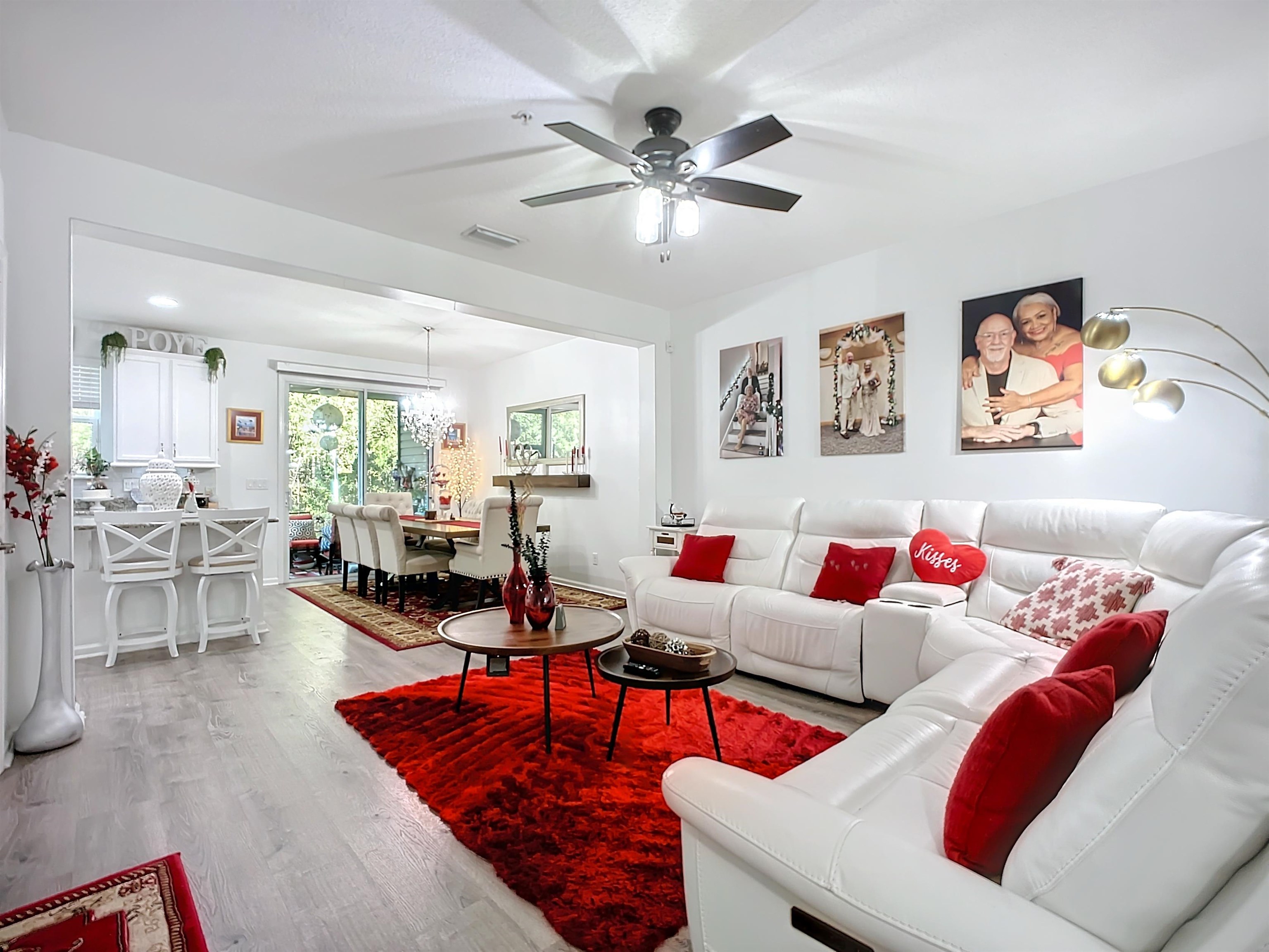 193 Paradas Place St. Augustine, FL 32092 - Photo 4 of 44 a living room with furniture and a large window