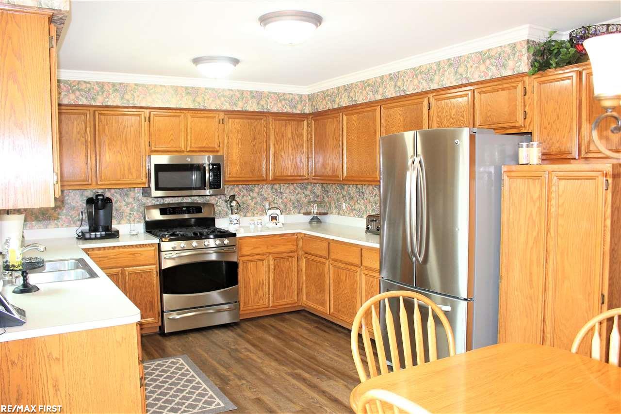 31147 Rothbury Way Chesterfield, MI 48047 - Photo 9 of 37