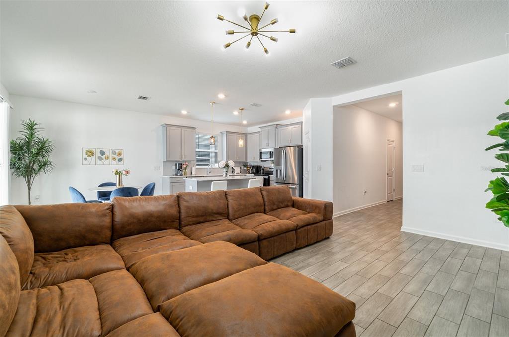 2715 Slash Way St. Cloud, FL 34771 - Photo 4 of 29