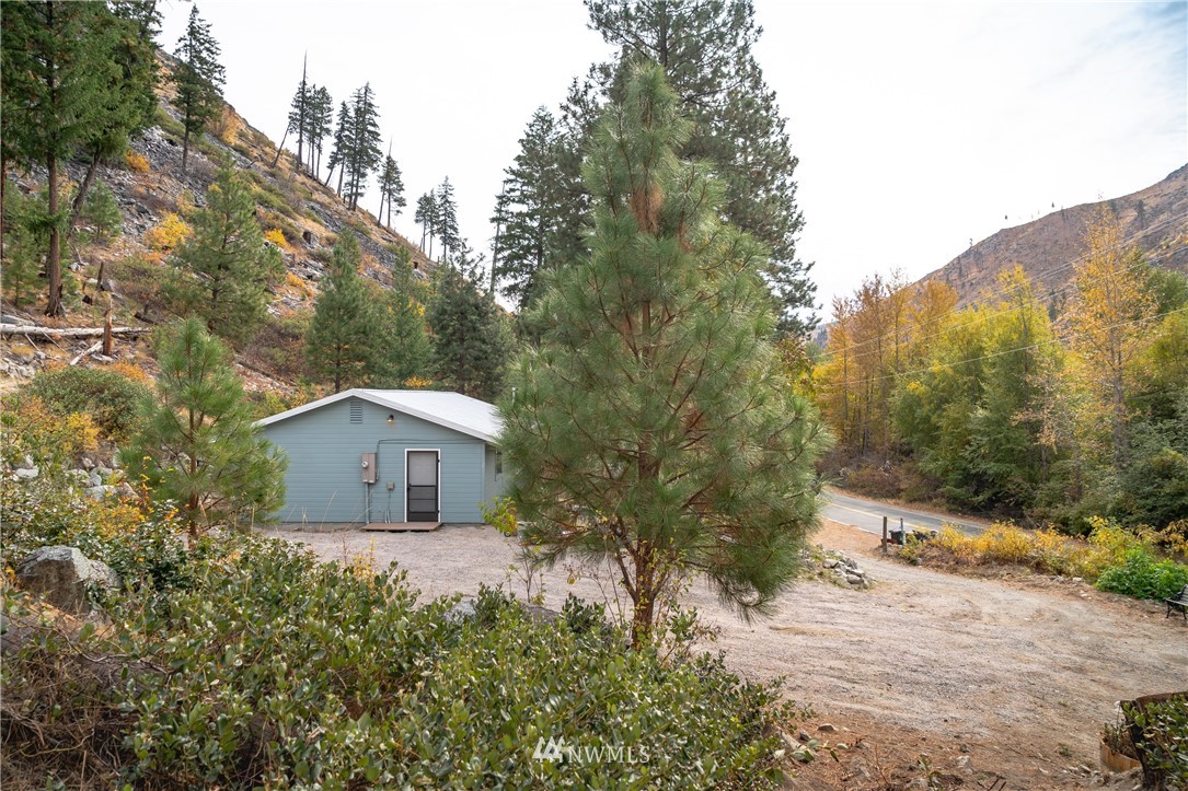 13100 Entiat River Road Entiat, WA 98822 - Photo 1 of 39 Gallery Image 1